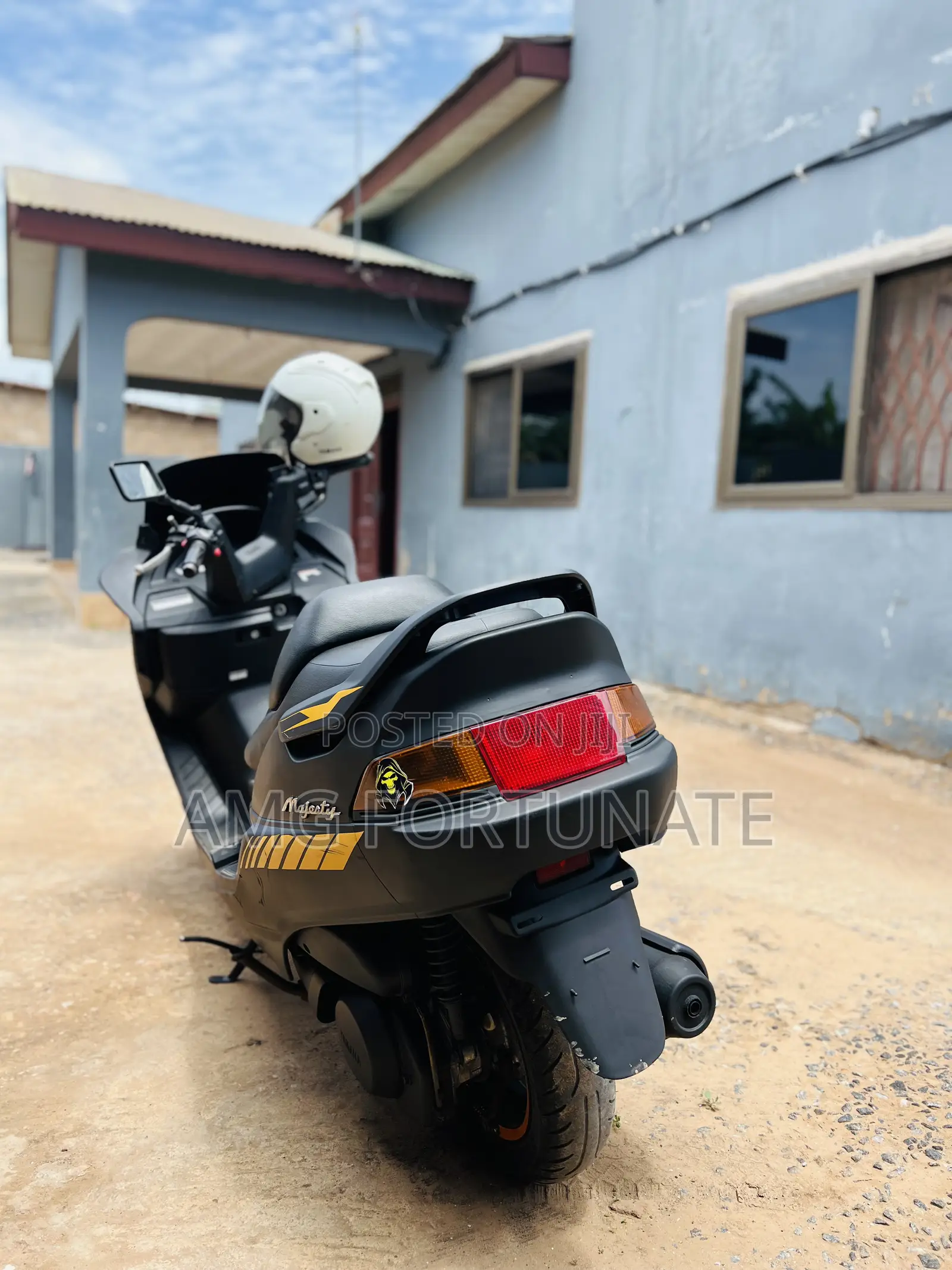 Yamaha Majesty 2015 Black