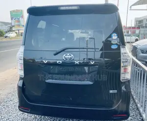 Toyota Voxy 2012 Black