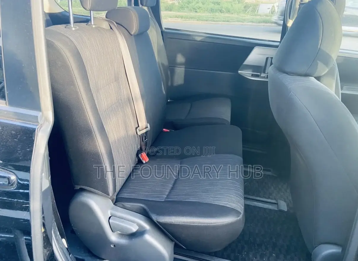 Toyota Voxy 2012 Black
