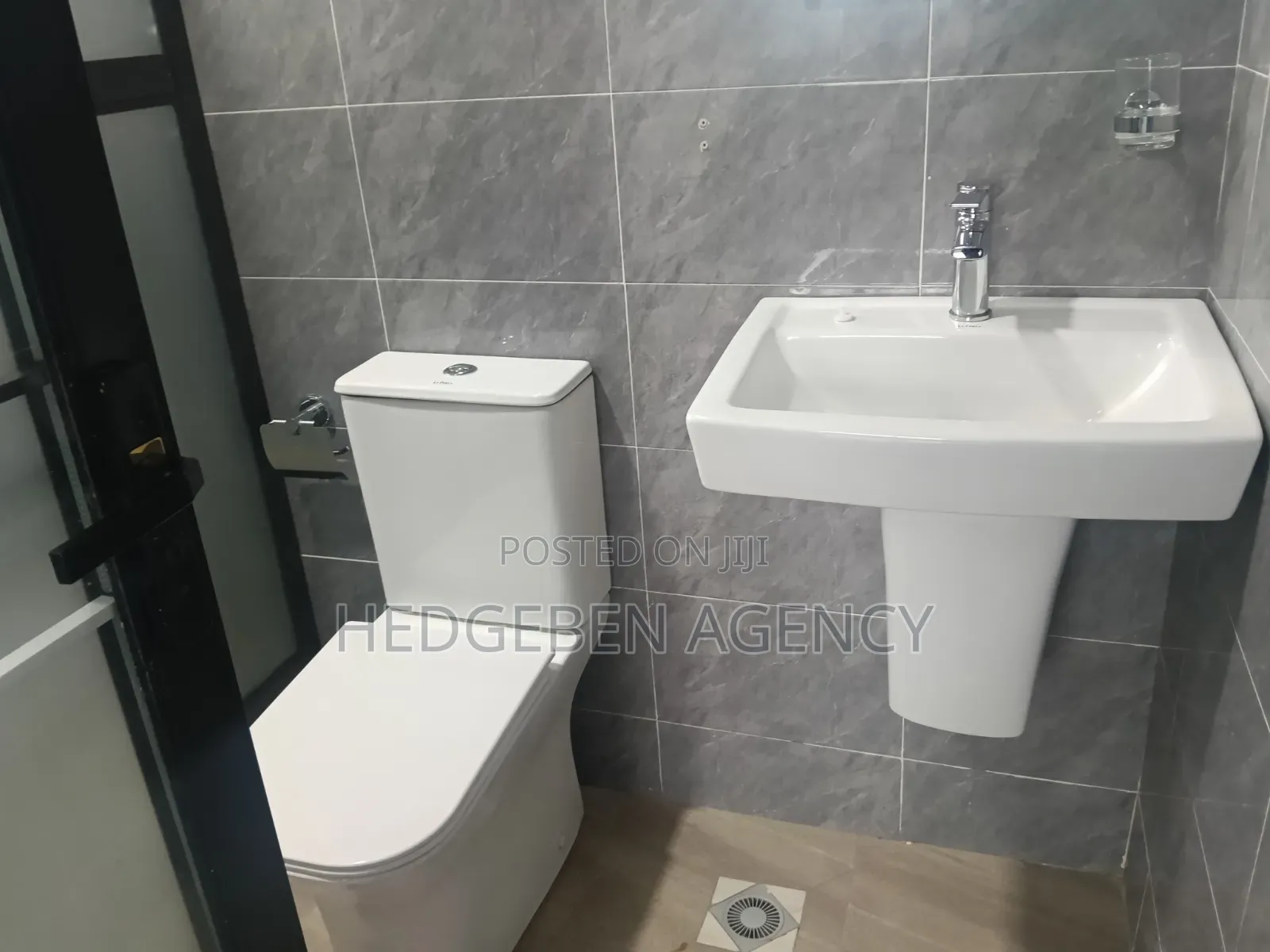2bdrm Apartment in Ghana Flag for rent