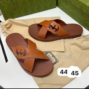 Gucci Interlocking G Slide Leather Sandals