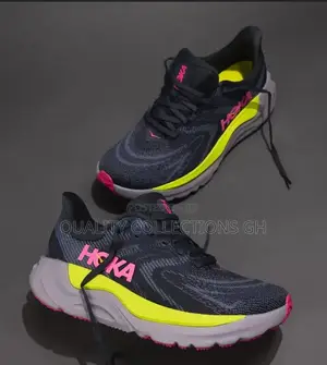 Hoka Arahi 8