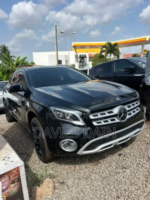 Mercedes-Benz GLA 250 2015 Black