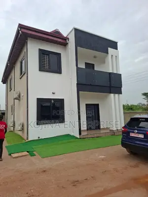 3bdrm House in Sokoban - Kwawoma, Kumasi Metropolitan for sale