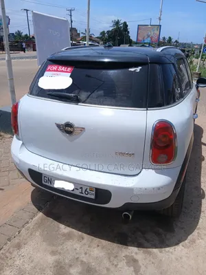 Mini Cooper 2016 White