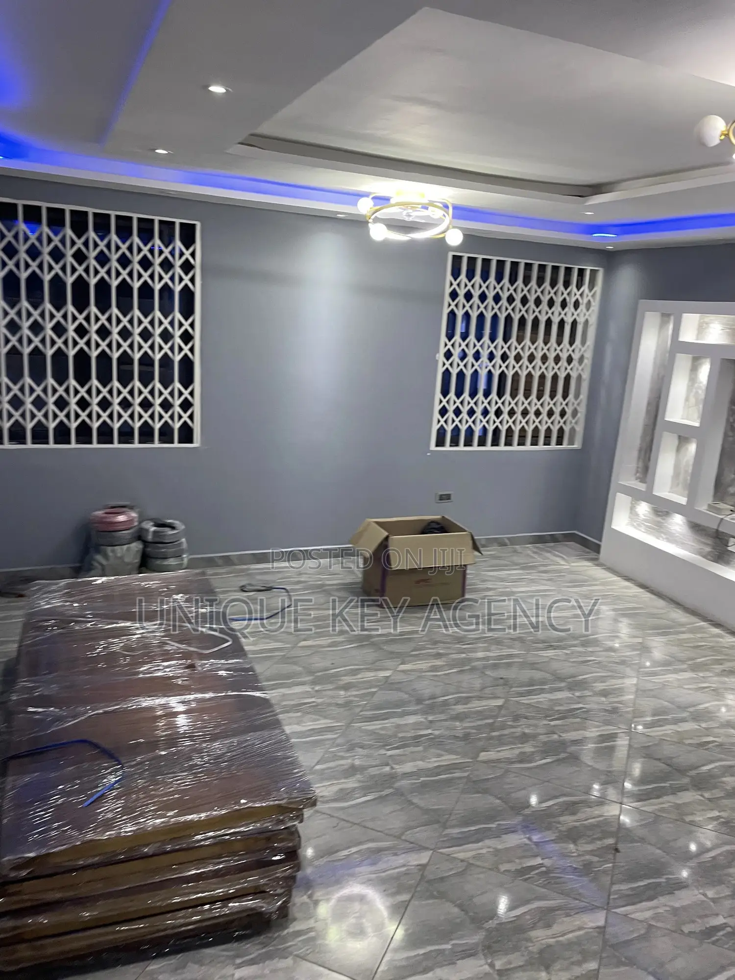 4bdrm Apartment in Unique Key Agency, Tesano for rent