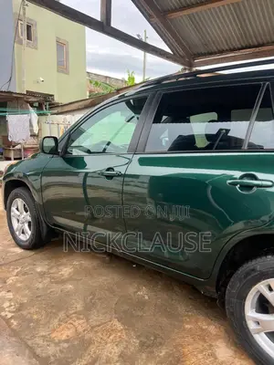 Toyota RAV4 2014 Green