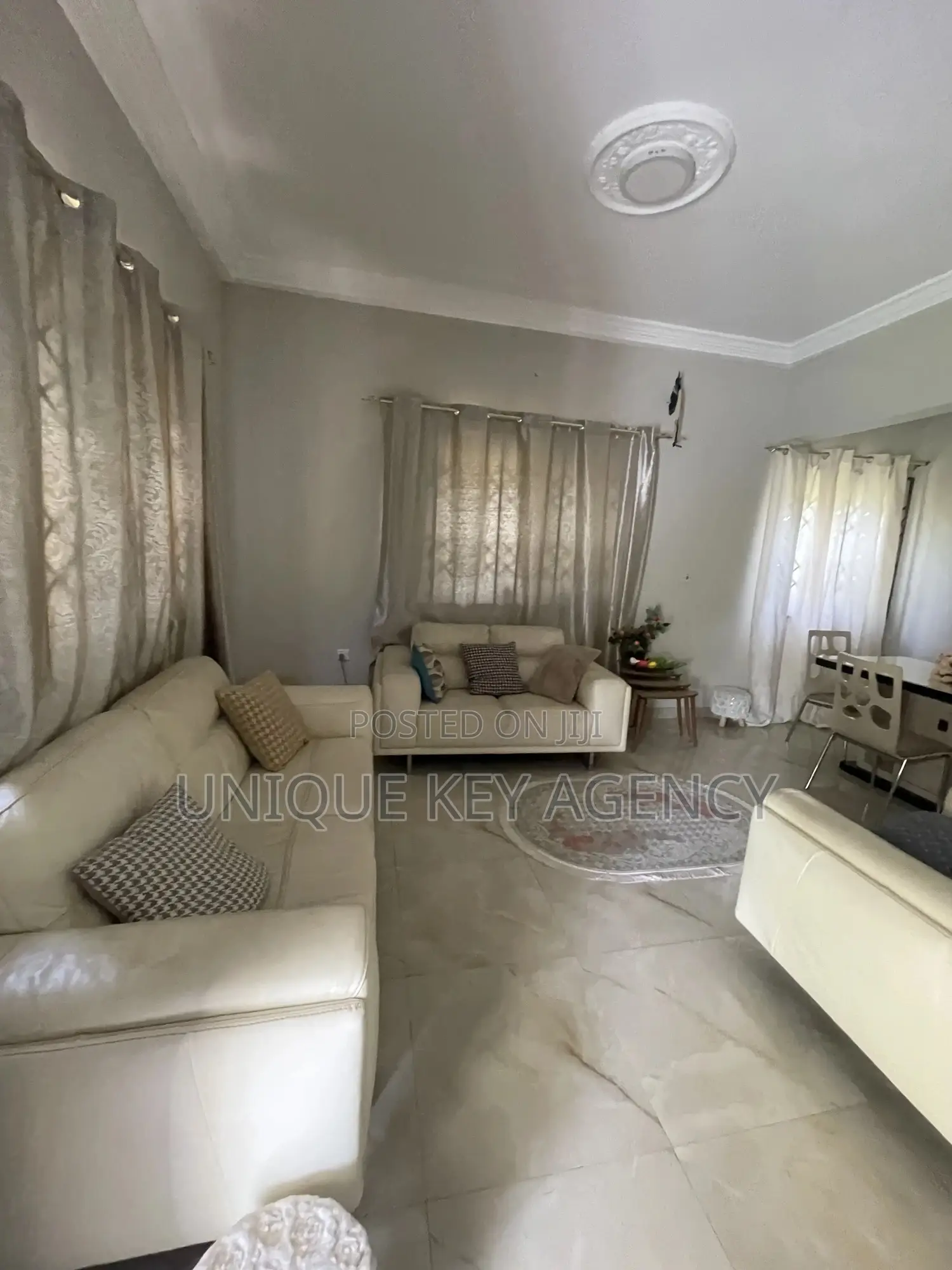 4bdrm House in Unique Key Agency, Manet Court for rent