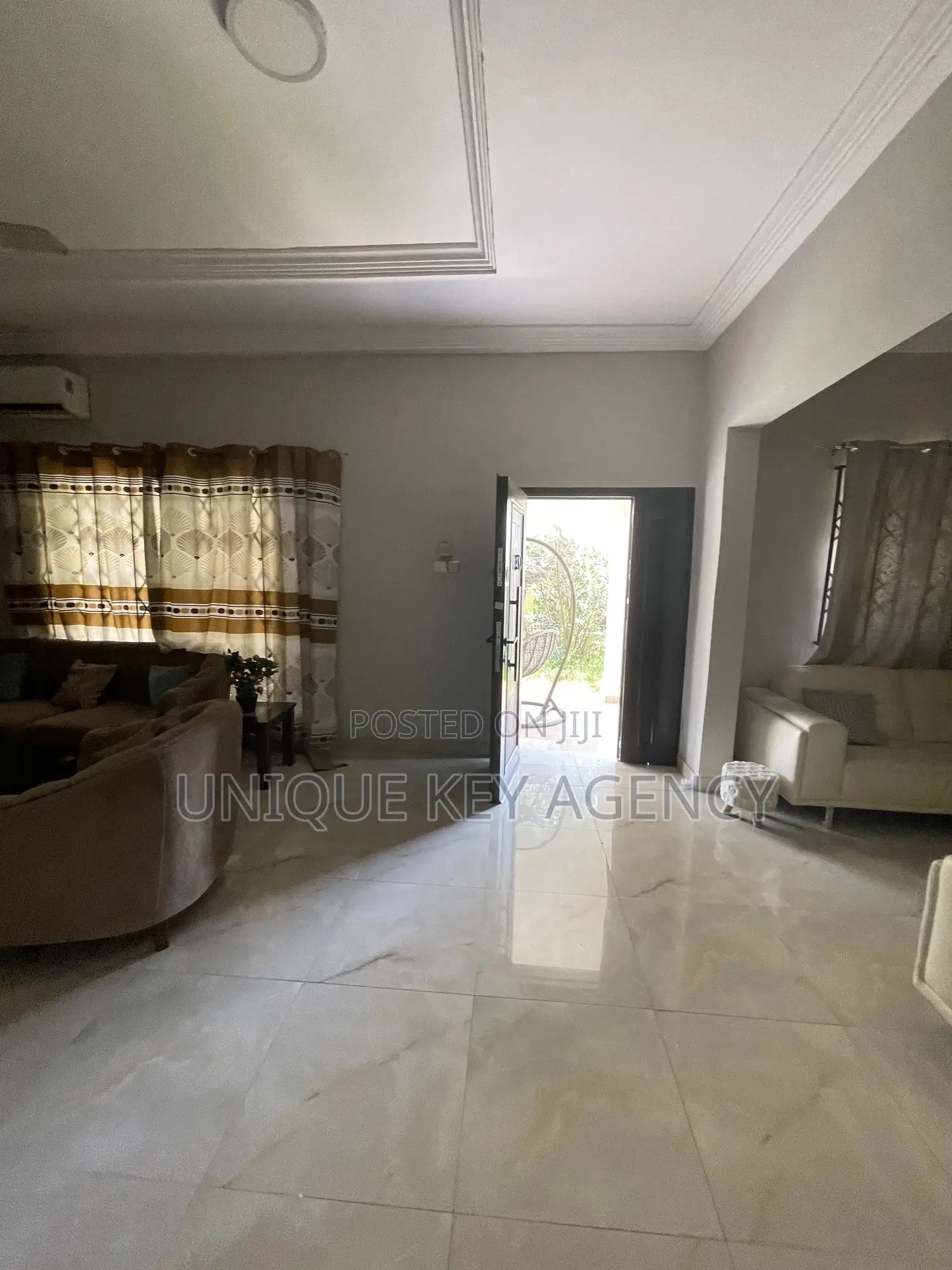 4bdrm House in Unique Key Agency, Manet Court for rent