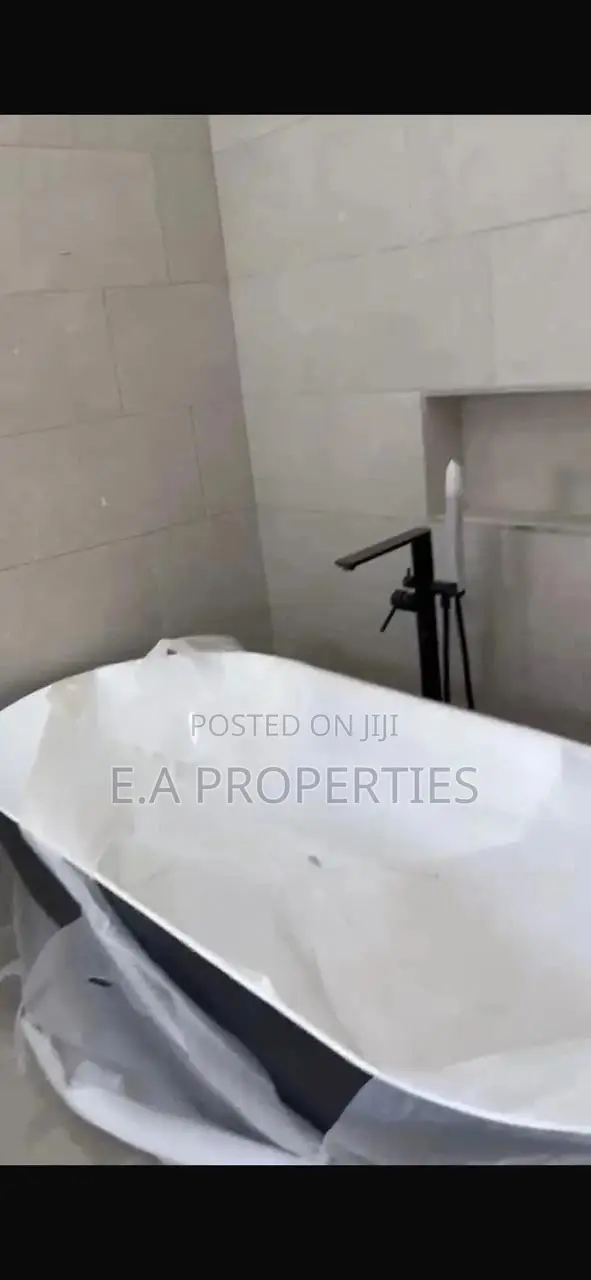 4bdrm House in Ea Properties, A&C Mall Area for sale