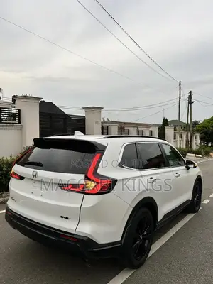 Honda CR-V 2024 White