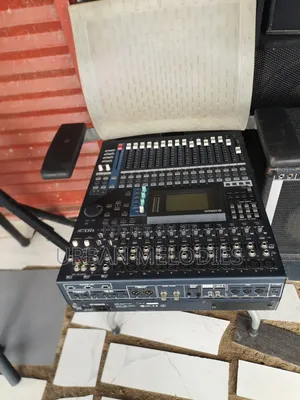 Yamaha 01v96 Digital Mixing Console