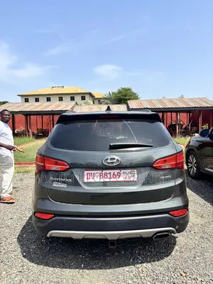 Hyundai Santa Fe 2014 Black