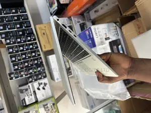 Laptop HP EliteBook 840 G8 16GB Intel Core i7 SSD 512GB