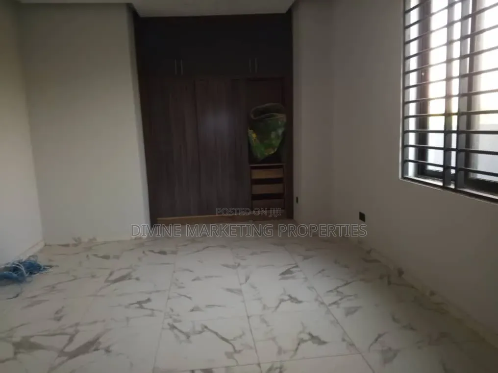 3bdrm House in Sonitra, Amasaman for sale