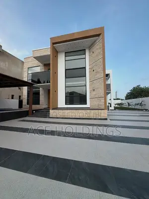 5bdrm Mansion in East Legon for sale