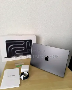 New Laptop Apple MacBook Pro 2024 M4 14-inch 16GB Apple M4 SSD 512GB