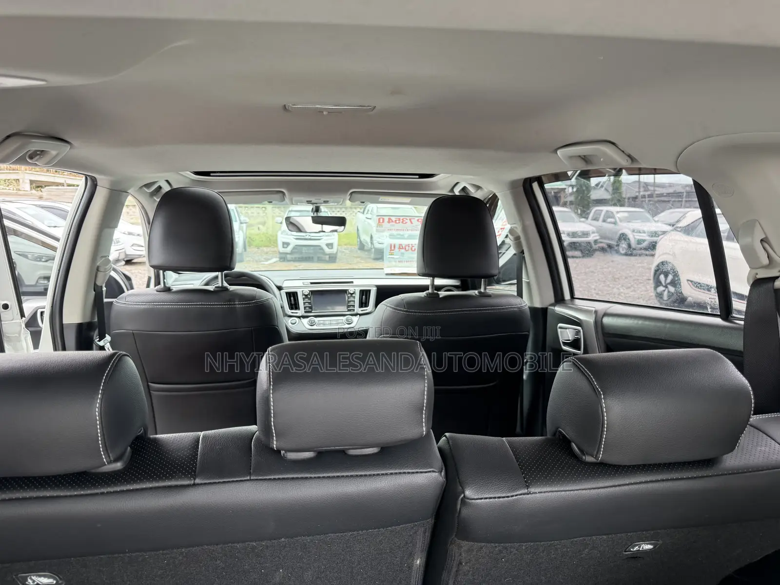 Toyota RAV4 Limited AWD 2019 White