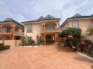 4bdrm House in North Legon for rent