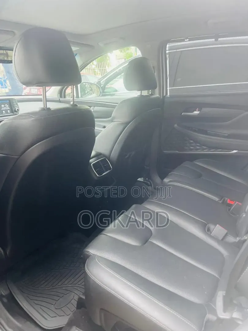 Hyundai Santa Fe Ultimate 2.0T AWD 2019 White