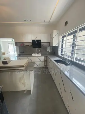 4bdrm House in Mainstay Estates, Oyarifa for sale