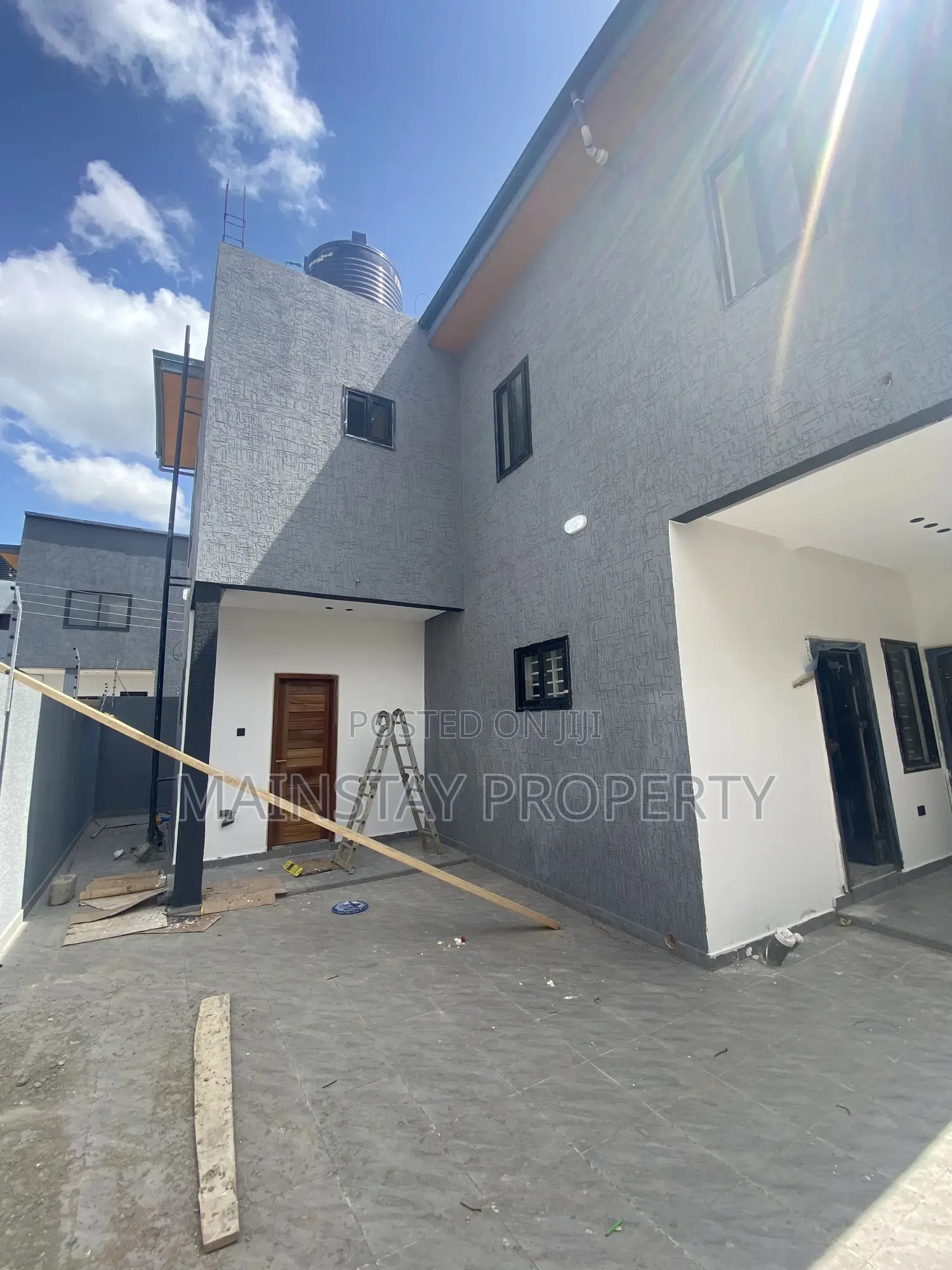 4bdrm House in Mainstay Estates, Oyarifa for sale