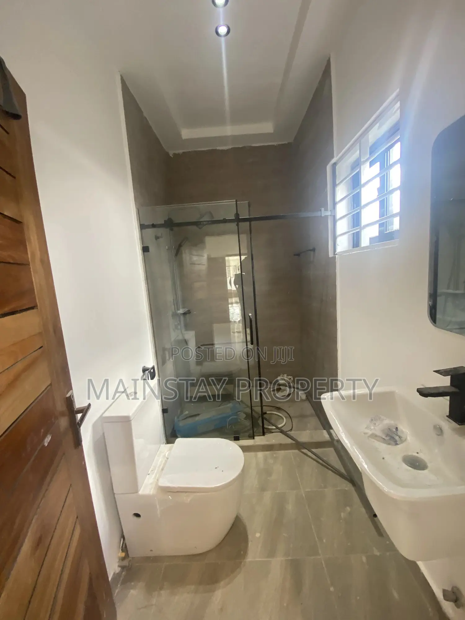 4bdrm House in Mainstay Estates, Oyarifa for sale