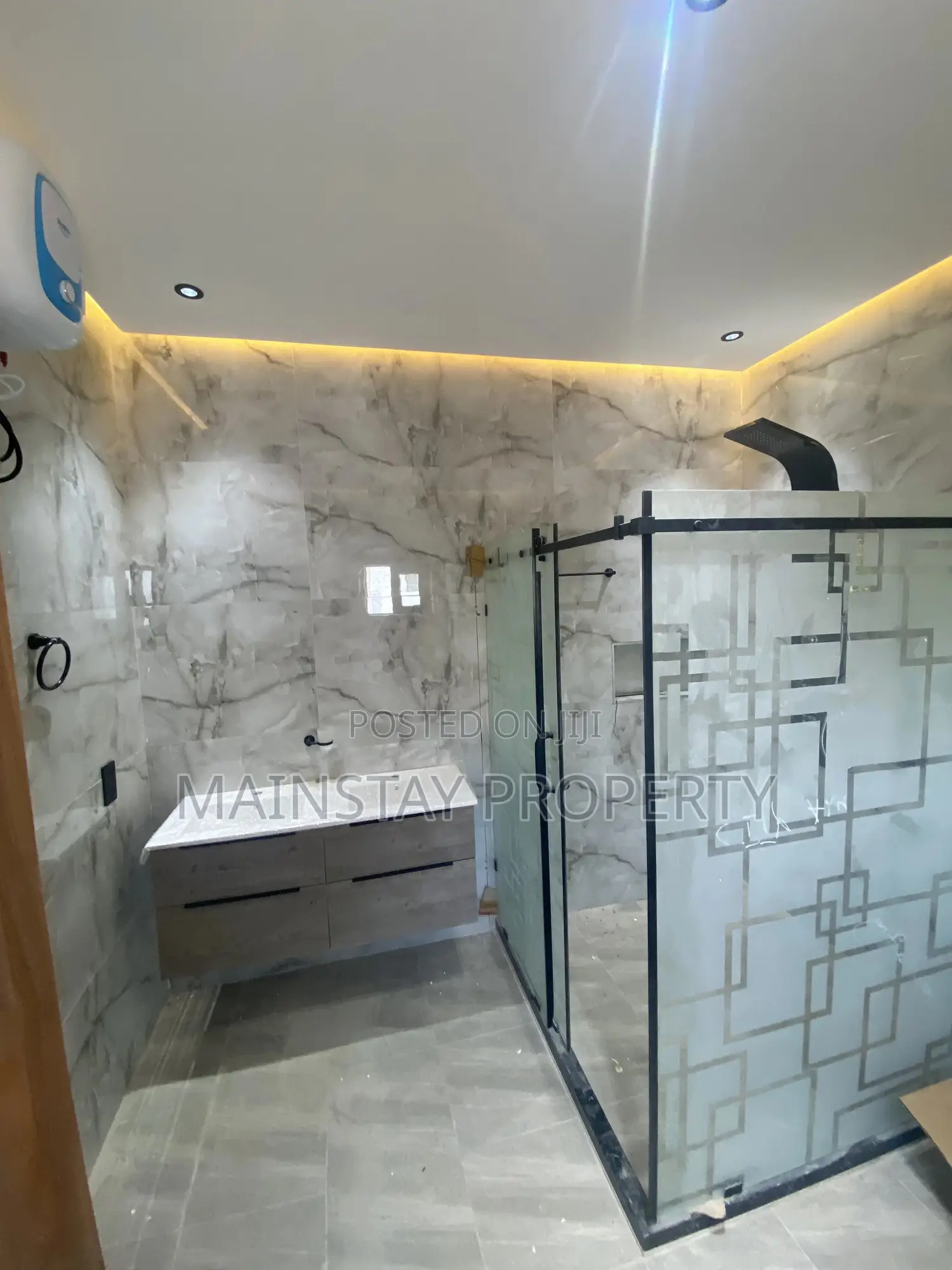 4bdrm House in Mainstay Estates, Oyarifa for sale