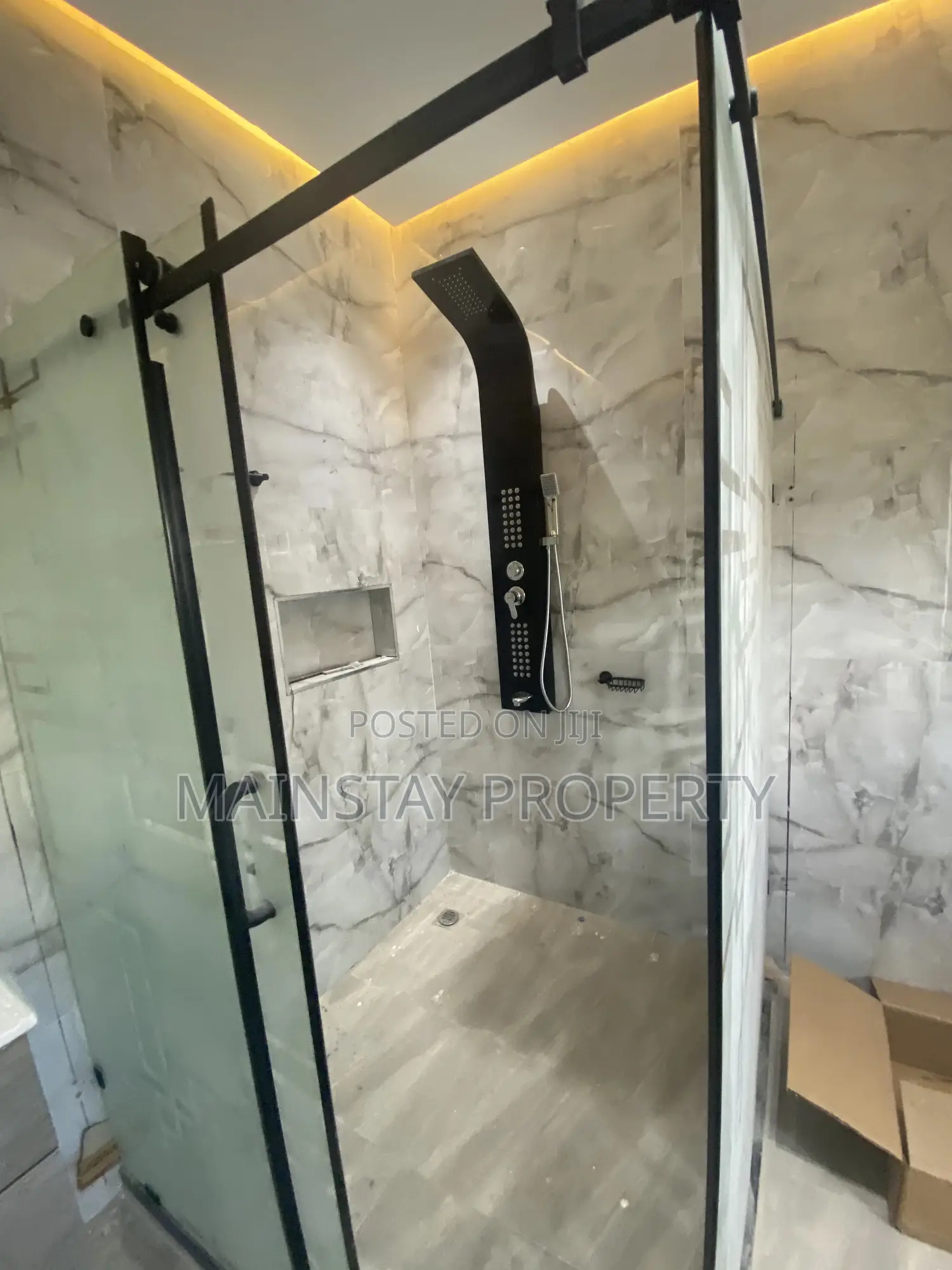 4bdrm House in Mainstay Estates, Oyarifa for sale