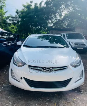 Hyundai Elantra Limited 4dr Sedan (1.8L 4cyl 6A) 2015 White