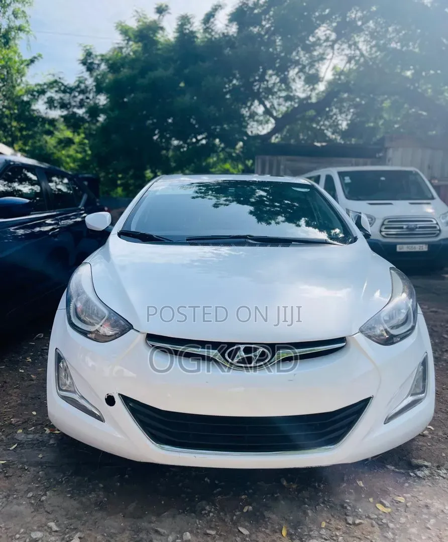 Hyundai Elantra Limited 4dr Sedan (1.8L 4cyl 6A) 2015 White