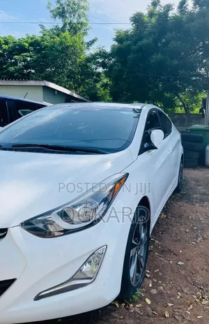 Hyundai Elantra Limited 4dr Sedan (1.8L 4cyl 6A) 2015 White