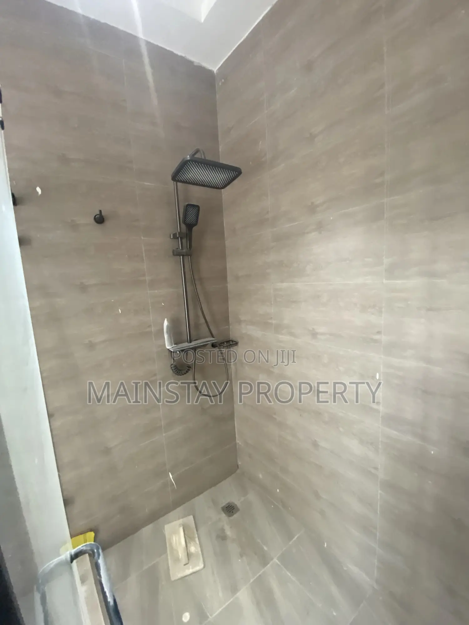 4bdrm House in Mainstay Estates, Oyarifa for sale