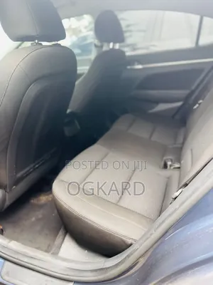 Hyundai Elantra Limited 2019 Blue