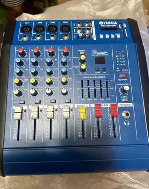 Yamaha Pmx402d-Usb 4 Channels Powered Mixer