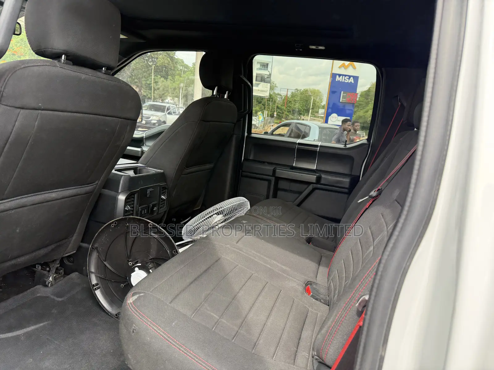 Ford F-150 Lariat 4x4 SuperCab Styleside 8 ft. box 163 in. WB 2018