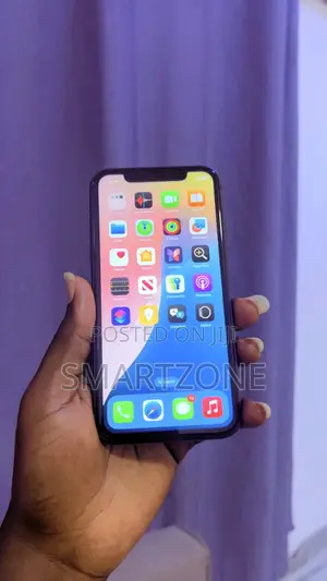 Apple iPhone 11 64 GB Black