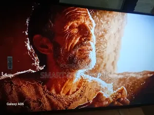 Samsung 43-Inch Smart Tv – Elegant Design, Clear Sound
