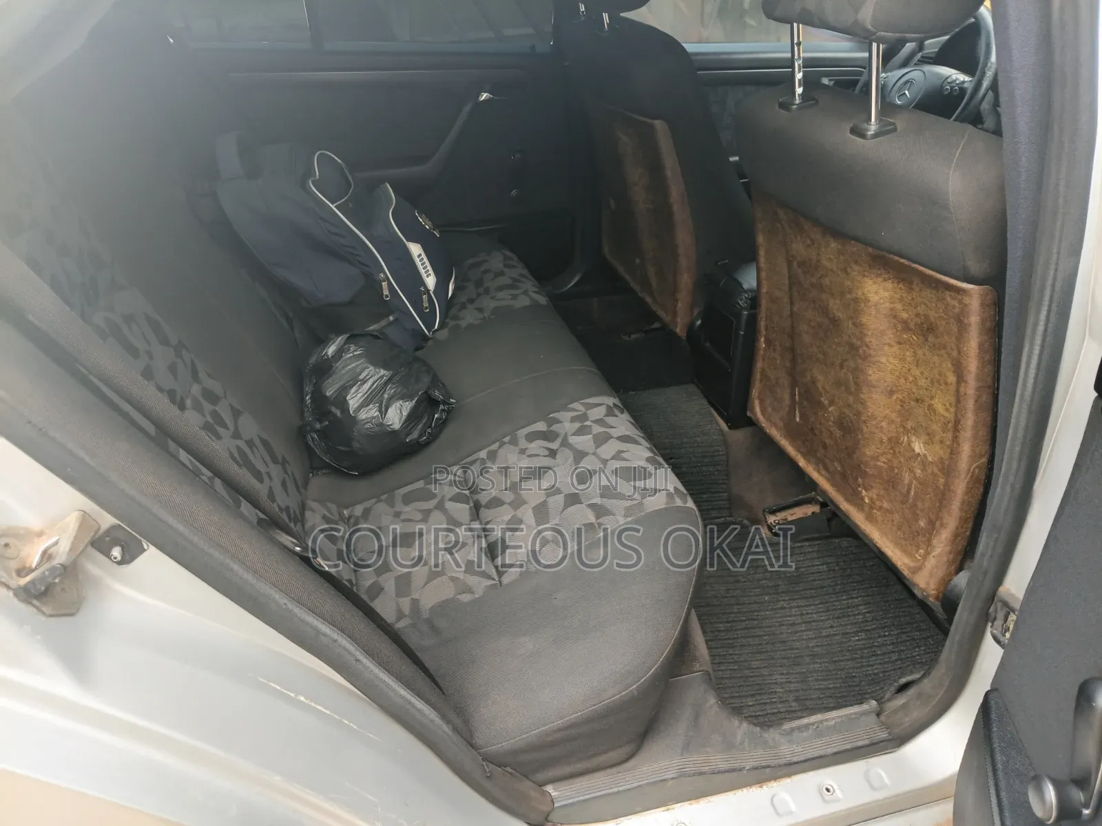 Mercedes-Benz C180 2002 Silver
