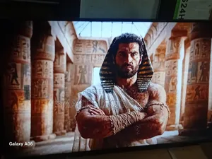 Samsung 43” Smart Tv for Streaming and Gaming Fun