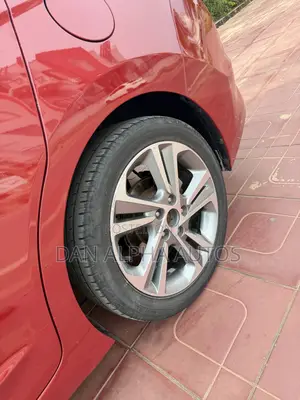 Hyundai Elantra Limited 2018 Red