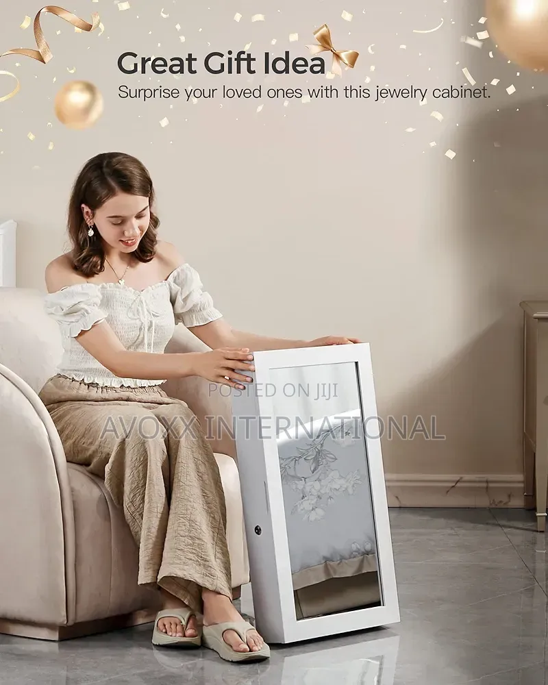 Songmics Lockable Jewelry Cabinet Armoire With Mirror