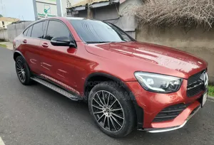 Mercedes-Benz GLC-Class 2017 Red