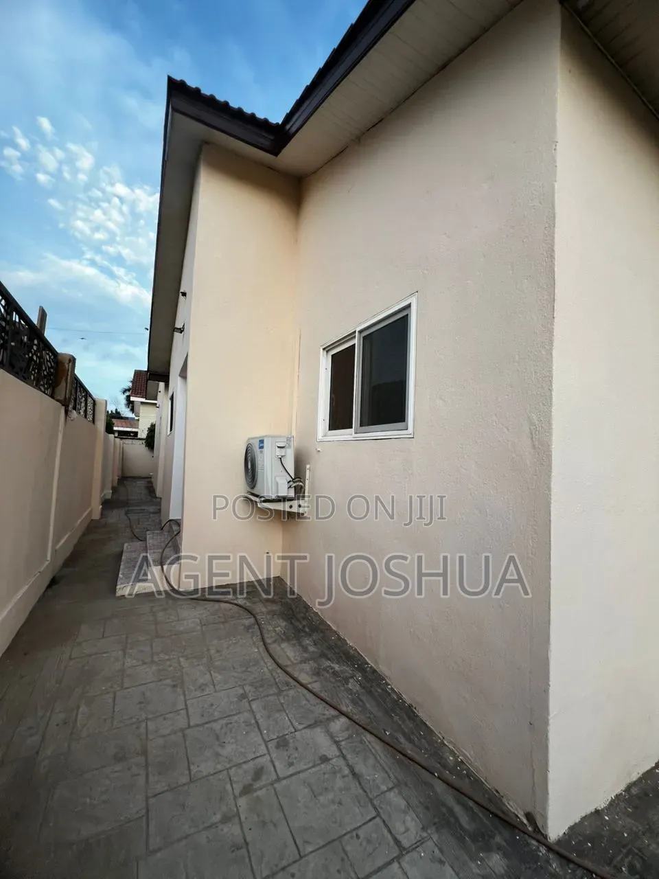 3bdrm Townhouse / Terrace in Manet Court Estate, Spintex for rent