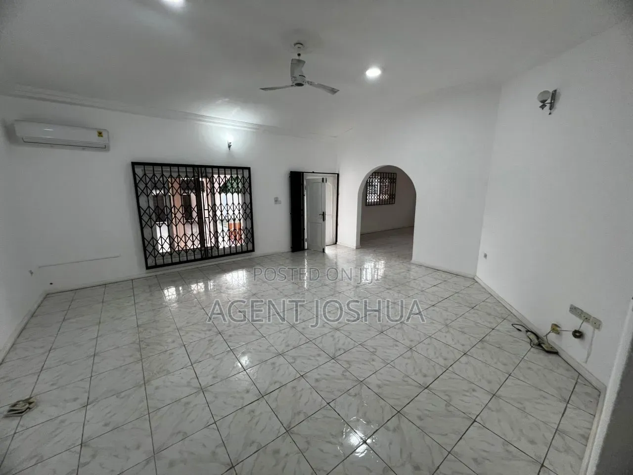 3bdrm Townhouse / Terrace in Manet Court Estate, Spintex for rent