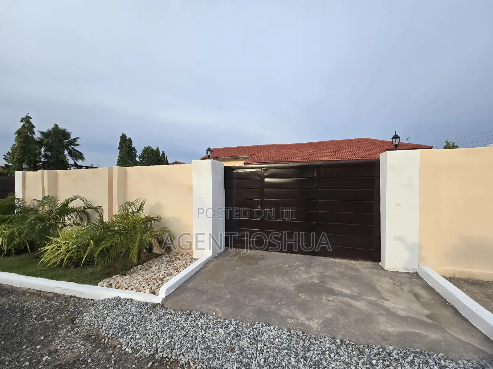 3bdrm Townhouse / Terrace in Manet Court Estate, Spintex for rent