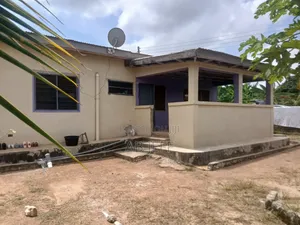 4bdrm House in Abuakwa Koforidua, Kumasi Metropolitan for sale