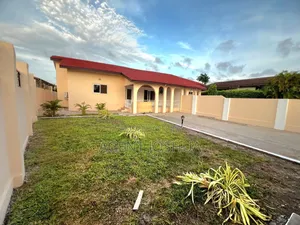 3bdrm Townhouse / Terrace in Manet Court Estate, Spintex for rent