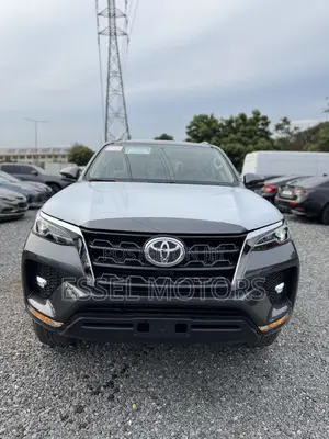 New Toyota Fortuner 2025 Gray
