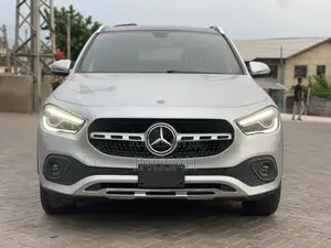 Mercedes-Benz GLA 250 2021 Silver